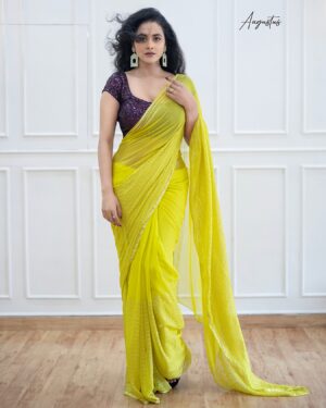 Deepti Devi Instagram - @yrf ‘s Desi 💛 vibes only 
 

Team 
Clicked by @omkar_vaidya_ @neilblues 
Designer @fashionrules_sarees @kavitaupadhye  @deepali_deshpande 
MUAH @pranalimakeupartist 
Studio @pranalimakeupartist 

#deeptidevi #ｄｅｅｐｔｉｄｅｖｉ #photooftheday #potraitphotography #fashion #styleinspiration #photoshoot #indianwear #sareelove #yellowsaree #glam #glitter #yrf #bollywood #indianactress