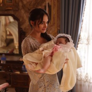 Denise Capezza Instagram - Şakir Paşa Ailesi - Mucizeler ve Skandallar

#şakirpaşaailesi 💙
.
#şakirpaşaailesimucizelerveskandallar