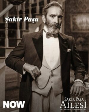 Denise Capezza Instagram - Bu akşam saat 20:00 @nowtvturkiye de 
sizinleyiz.. 
#şakirpaşaailesi