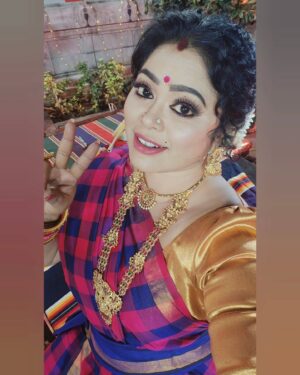 Devipriya Instagram - நமது பாரம்பரிய பின் கொசுவ கண்டாங்கி சேலை.💜💜💜 தமிழர் திருநாள் spl.