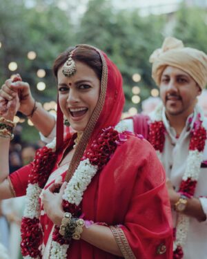 Dia Mirza Instagram - To love, in its simplest and purest form, A hand to hold through every storm. In sunsets and moonlit skies, we find, The beauty of hearts intertwined.
Through the laughter of our daughter, the strength of our son, We’ve walked this journey, hand in hand, one by one. Every day with you is my favorite song, Together, we are building a love so strong. 

Happy Anniversary Husband ♥️💫 
I love being your lawfully wedded wife 😉 @vaibhav.rekhi #SunsetKeDivane