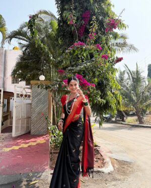 Dissha Pardeshi Instagram - मकर संक्रांतीच्या गोड शुभेच्छा 🪁
