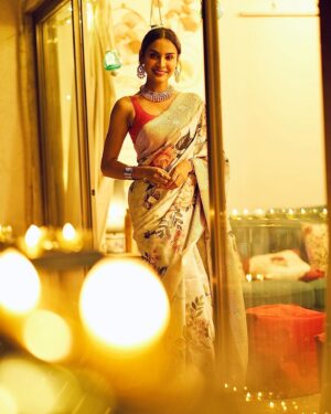 Dissha Pardeshi Instagram - शुभ दिवाळी 🪔