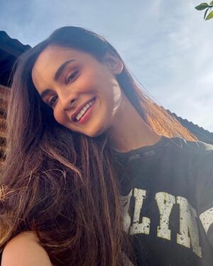 Dissha Pardeshi Instagram - Wear your smile like a crown 👑

#blessedchild