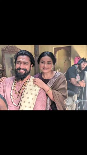 Divya Dutta Instagram - Standing tall with the two tall men of #chhaava creating magic.!@vickykaushal09 @laxman.utekar .Behind the scenes from a film thats receiving soo much love!
@maddockfilms