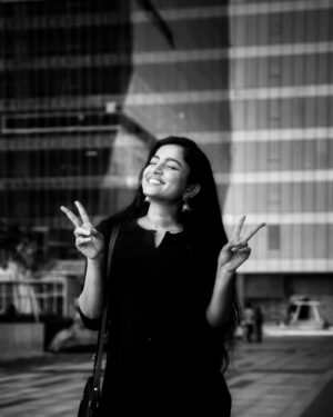 Divya Sripada Instagram - Fell in love with my problems and they ran awayyyy ☺️

Shot by @shivathmikar 🤍