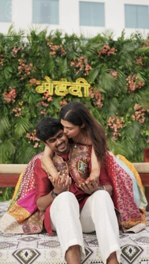 Diya Krishna Instagram - Mehendi❤️
Videography @skabhijithphotography 
Diya’s Costume @mahekdesigns 
Aswin’s attire by @santinni.in 
Event Partner @grandoystereventplanners 
Mehendi by @brownhue_mehendi
