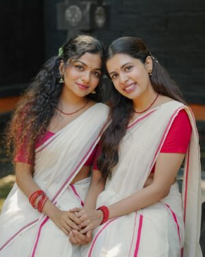 Diya Krishna Instagram - Happiest Onam ❤️🧿🙏🏻
Shot by @skabhijithphotography 
MUA @brahma_hairandmakeup
