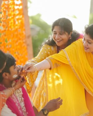 Diya Krishna Instagram - Haldi❤️
Shot by @skabhijithphotography 
Costume @santinni.in 
MUA @brahma_hairandmakeup 
Event planners @grandoystereventplanners 
Location @tajgreencoveresort