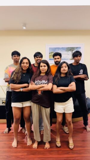 Diya Krishna Instagram - When cousins and Besties join together before the wedding ❤️🧿😂
Shot by our famous Sethji @_.abi.ab