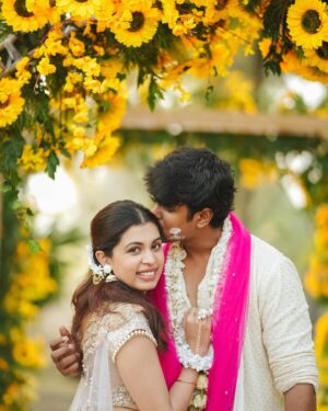 Diya Krishna Instagram - Haldi 🌼🧿
Photography @skabhijithphotography 
MUA @brahma_hairandmakeup 
Costume Courtesy @santinni.in 
Event planner @grandoystereventplanners 
Jewellery @florita_floral 
Location @tajgreencoveresort
