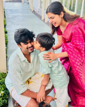 Diya Krishna Instagram - First Onam with my Babu and Baby Lian ❤️😍🖤🧿