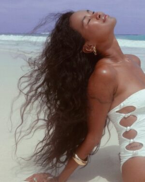 Dominique Defoe Instagram - prone to delusions of oceanic grandeur when near water ࣪ ִֶָ☾. 𓇼⋆｡˚ 𓆝⋆｡˚ 𖤓°⋆.ೃ࿔*:･
