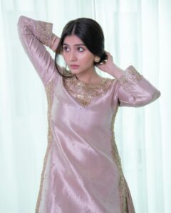 Actress Dur-e-Fishan Saleem HD Photos and Wallpapers March 2025