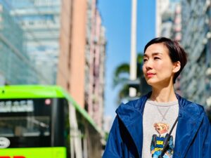 Elena Kong Mei-Yee Instagram - 2024年，總括嚟講係開心嘅！

雖然計劃趕唔上變化，但只要深信希望在明天吖嘛，日子就會過得越嚟越好㗎啦！

感恩我遇到嘅所有人同事，多謝你哋令我有精彩嘅一年！

只要你
自重 自愛 自律 善良
冥冥之中
會有最好的安排

祝大家2025會好好，好好，好好！

I am ready! 💪🏻💪🏻

#江美儀 #江美人 #2025 #感恩 #上天會有最好的安排