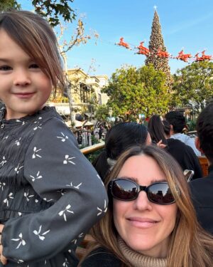 Elizabeth Hendrickson Instagram - Happy New Year! 2025 I am ready to conquer you! 2024 was weird, erratic and some months i felt as if I was holding on by a thread. Honestly, it was all a blur. 
Today I feel clear eyed and genuinely excited for what’s to come. 
This year is a 9 and if you believe in numerology… it’s a good one and just so happens to be my lucky number.  What are you looking forward to this year? Let’s gooooo!