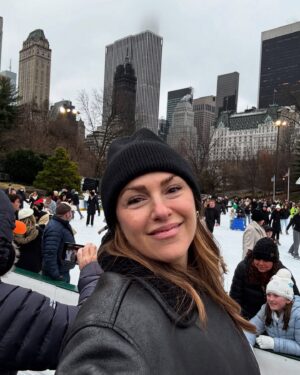 Elizabeth Hendrickson Instagram - Time to get back to LA to defrost and eat only salad but what a great trip ! 
Happy Holidays everyone !