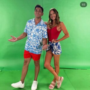 Emilia Daiber Instagram - Este sabado y domingo empezamos una nueva temporada de @sabingochv 2025… con grandes sorpresas…. Primero darle la bienvenida a @cataolcay y @_monicagodoy_ que llegan como buenas amigas a buscar rincones entretenidos de Chile…. Regresa Haciendo Patria…. Y empezamos un nuevo desafio con mi querida @emiliadaiber ya que nos tomamos las playas de chile… en DE PLAYA EN PLAYA…. 
Los esperamos!!! Donde les gustaría que fuésemos con el programa….