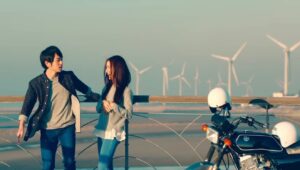 Emmie Reis Instagram - 這一生能夠拍到偶像的MV，
也是一項成就解鎖吧！✌🏻✌🏻
@jaychou 

Thank you for having me,
it’s like dream come true! 💫

（也謝謝溫柔帥氣的宇豪，
讓我的第一隻MV順順利利）
@yuri_c7 

#聽爸爸的話
#周杰倫 
#jaychou
