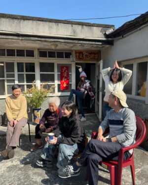 Enno Cheng Instagram - 初2。電玩仔與家人。