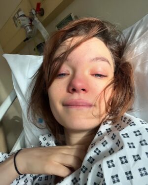 Esme Creed-Miles Instagram - This morning I completed my second laparoscopic surgery to remove endometriosis from my pelvis. Whilst I love any and all sympathy (ahahaha) - what I really want to do is say this:

For years pre my diagnosis I was in agony and multiple doctors and expert gynecologists told me nothing was wrong with me. I have spent allot of time in the emergency room this year due to chronic pain and when I’m not in pain, dealing with the fatigue and discomfort that comes along with the disease. I am SO insanely lucky to have been operated on today. One in ten women suffer from this disease and it’s widely misunderstood and under-diagnosed, if you have this condition (or if you think you do and no one will tell you so🤬): I see you and I’m sending you so much love. I have the recourses to afford excellent healthcare and it’s still hard for me, so I’m sending support to all those who are still on waiting lists - still being gaslit by their doctors - still waiting in emergency rooms because the triage system makes no accommodations for endometriosis related agony. 

This is not just “period pain”: you are a warrior. Thank you endlessly to the friends who have been there for me this year and today, to my family who drop everything to rescue me when I’m in pain, to the casting directors and directors who gave me opportunities that have afforded me this care and the ability to take care of my body with healthy food and supplements - this SHOULD be available to ALL women, and I intend to make it a mission of my humble existence to inform others on this condition and help those who need it most. If you are a fellow endo warrior, comment here I’d love to meet you ❤️ P.s : Golden hour in the hospital room ?!