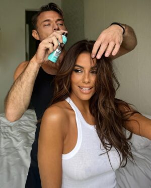 Eva Longoria Instagram - EVA LONGORIA ❤️
“Rich girl hair “ for my beautiful @evalongoria 
Makeup @beautybyelan 
Hair style 🙋🏼‍♂️ x @opusbeauty @steevefoussard 
Color @saintasylum 
Cut @kenpaves 
Using ROOT TOUCH UP by @lorealparis 
#evalongoria #dimitrishair