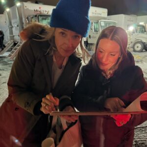 Ever Carradine Instagram - Last night in the freezing cold at an undisclosed location, I wrapped The Handmaid’s Tale. I have so many things to say, and so many photos to share, but am at a loss for words (and have signed an NDA). To put it simply, in a career that spans almost 30 years, this has been, hands down, the most personally and creatively rewarding experience to date. The cast is divine. The crew is so special I want to shove them in my luggage and take them home with me. The writers are as kind as they are talented. It’s been a special gig, to say the least. More photos later, but for now, here are some spoiler free images of my last night in Gilead. And yes, I had champagne alone in my hotel room at 2am and raised a glass to nine years and six seasons of @handmaidsonhulu. #praisebe #thatsawrap #workfinish #naomiputnam #naomilawrence #thehandmaidstale
