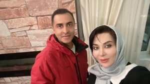 Faghiheh Soltani Instagram - هر چی از خوبیهای این گروه بگم کمه ..
ماهن ماه 🧿🧿👌🏻👑♥️💎
بعد از سالها همکاری مجدد با میثم جان بیدقی
درجه یک ، خیلی چسبید .. ✅👑
#میثم_بیدقی
#فقیهه_سلطانی
#قاسم_دلشاد
#پلتفرم
#نمایش_خانگی