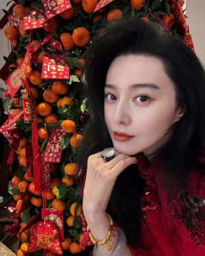 Fan Bingbing Instagram - Happy Chinese New Year, everyone! ❤️❤️❤️ Wishing you wealth, happiness, and smooth sailing ahead!