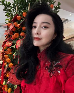Fan Bingbing Instagram - Happy Chinese New Year, everyone! ❤️❤️❤️ Wishing you wealth, happiness, and smooth sailing ahead!