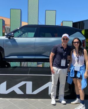 Fernanda Castillo Instagram - Vivimos grandes  momentos en una aventura que nos llevó miles de kilómetros hasta Melbourne, para disfrutar de  la magia del Australian Open. 🎾

Inspirarnos con el deporte y sorprendernos con los #EV de #Kia fue una experiencia única y emocionante. 💚⚡

Gracias @kiamexico por llevarnos siempre a dar el siguiente paso! AO 2026, allá vamos.

@kia.worldwide 

#MakeYourMove
#WhatsYourNextMove
#AusOpen #AO2025
#Publicidad