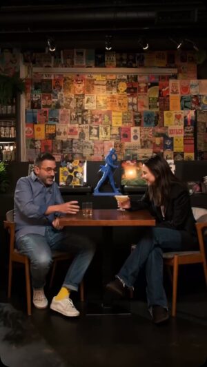 Filipa Areosa Instagram - O que acontece quando uma estrela de ficção e um rei do humor brindam juntos?
#ConversasDeBar #JohnnieWalker #NeatOrMixed #KeepWalking #BebaComModeração
@johnniewalker
#pub