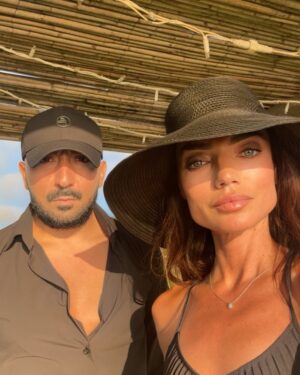 Francesca Antoniotti Instagram - Pêle-mêle 2024 ❤️ Merci la vie pour eux, pour tous ces moments, si j’en ai juste un dixième en 2025 je resigne de suite….