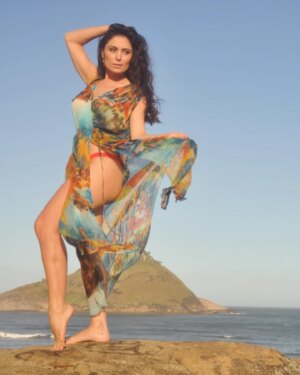 Franciely Freduzeski Instagram - 🦋 Like a butterfly 🦋

📷 @s_santoian 

#foto #fotografia #ensaiofotografico #modelo #modeling #modelando #photoshooting #estilo #producaodemoda #praia #riodejaneiro #verao #FrancielyFreduzeski