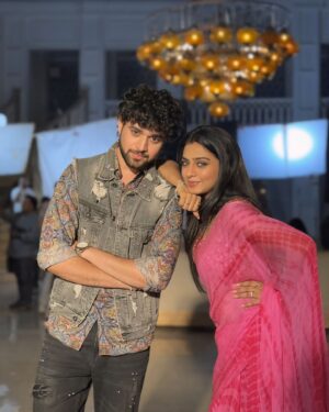 Garvita Sadhwani Instagram - Billa Boy & Ruhi Chuhi 💪🏻😎♾️

#actor #mohitparmar #garvita #abhir #ruhi #yrkkh #igers #friends #trending #shukrana