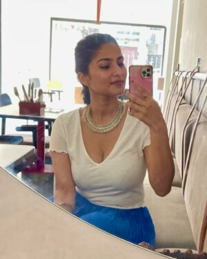 Gayathri Ashok Instagram - This blue has its own energy 💙

#blue