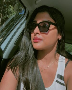 Gayathri Reddy Instagram - 🌻🐝⭐️