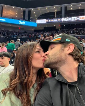 Genevieve Padalecki Instagram - Always my dreamboats ❤️