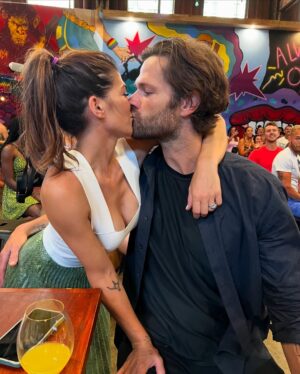 Genevieve Padalecki Instagram - Always my dreamboats ❤️
