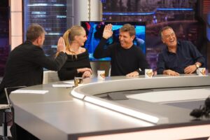 Genoveva Casanova Instagram - Hoy han venido a divertirse a El Hormiguero, 3 concursantes de @eldesafioa3: @genoveva_casanova_official,
@tiempobrasero y @elcordobesoficial 

#elhormiguero #ElDesafíoEH