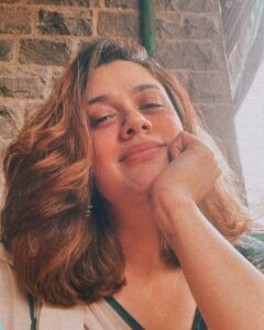 Actress Girija Oak HD Photos and Wallpapers February 2025