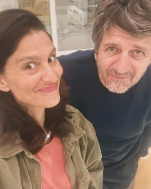 Giulia Bevilacqua Instagram - 10 GIORNI CON I SUOI
Da oggi al cinema. 
❤️

@algenovesi @fabiodeluigiofficial @lodovalentina @dino.abbrescia @angelicaelli @castelluccimatteo_official #biancausai @gabrielepizzurro_ #leonecardaci
@colorado_film @medusafilmofficial
