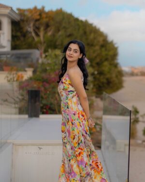 Gopika Udayan Instagram - 🎀

Photographed by @fr_photoartist 
Styled by @afsheenashraf_