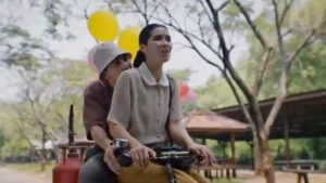 Graciella Abigail Instagram - 2nd Miracle In Cell No.7 Masih ada di beberapa bioskop 😊 maanfaatin weekend ini bersama keluarga untuk ketemu bapak Dodo, Ika, ibu Uwi dan om-om napi di bioskop..