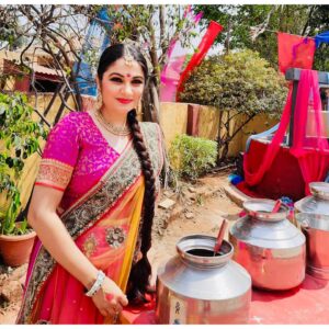 Gracy Singh Instagram - रगों का पर्व आपके लिए मंगलमय हो।
होली की हार्दिक शुभकामनायें!
#HappyHoli  #Holi2021 #होली2021 #coloursofindia 🌈❤️💜💚💛💙🧡