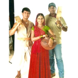 Gracy Singh Instagram - This is where my journey in cinema began. I stood in front of a movie camera & cherished every bit of it. 20yrs since this epic released. Immense gratitude to #ashutoshgowariker #aamirkhan ,entire TeamLagaan
THANKYOU our audience & media for all the love you showered. 
#20yearsoflagaan #lagaan