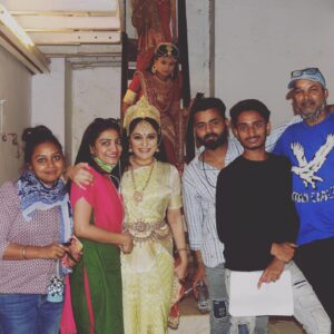 Gracy Singh Instagram - He is Tridev, he is Mahadev🔱. His silence has a lot of meaning.. 
Blessed to play granddaughter of Lord Shiva .. as Santoshi Maa 
#happymahashivratri

महाशिवरात्रि की शुभकामनाएं
 🌷
.
#mahashivratri2021
@dineshkanwarmehta