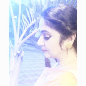 Gracy Singh Instagram - Touch your soles with the sole of earth , and feel her magic 🌵🌳🌲🌱☘🍃
#heartwithnature