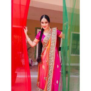 Gracy Singh Instagram - रगों का पर्व आपके लिए मंगलमय हो।
होली की हार्दिक शुभकामनायें!
#HappyHoli  #Holi2021 #होली2021 #coloursofindia 🌈❤️💜💚💛💙🧡