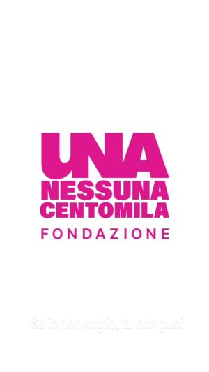 Greta Scarano Instagram - Se io non voglio, tu non puoi.
In occasione del 25 novembre, Giornata Internazionale per l’eliminazione della Violenza sulle Donne, la Fondazione Una Nessuna Centomila lancia una campagna forte e chiara: il consenso non è una concessione, è un diritto.
Ogni giorno troppe donne si sentono giudicate, colpevolizzate o abbandonate di fronte alla violenza subita.
Quante volte si è cercato di giustificare uno stupro con frasi come “Perché non ha reagito?” o “Ma come eri vestita?” Basta col rovesciamento delle responsabilità. Un “NO” deve essere ascoltato. Il silenzio NON è un assenso.
Unisciti a noi! Sabato 23 novembre alle 14:30 in Piazzale
Ostiense a Roma per dire insieme:
Se io non voglio, tu non puoi.
#SeloNonVoglioTuNonPuoi